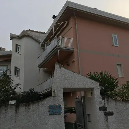 In Spaziosa Con Giardino