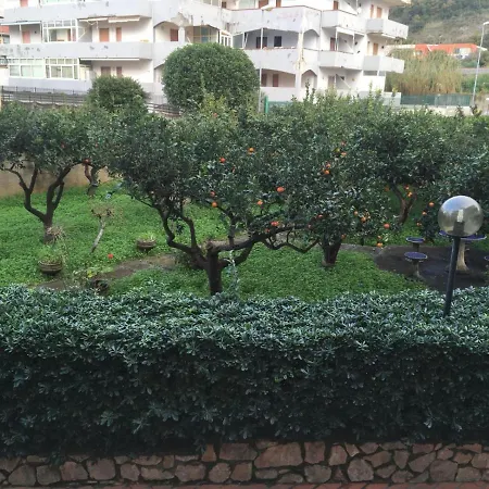 In Spaziosa Con Giardino